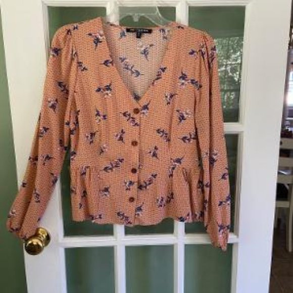 Long sleeved, V-neck, peplum style blouse - Picture 1 of 5